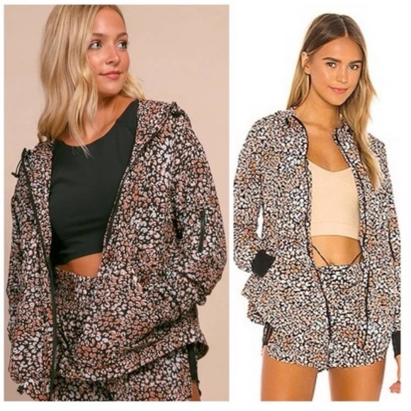 Free People Run Wild Hooded Jacket in Leopard Size Small - Picture 6 of 14